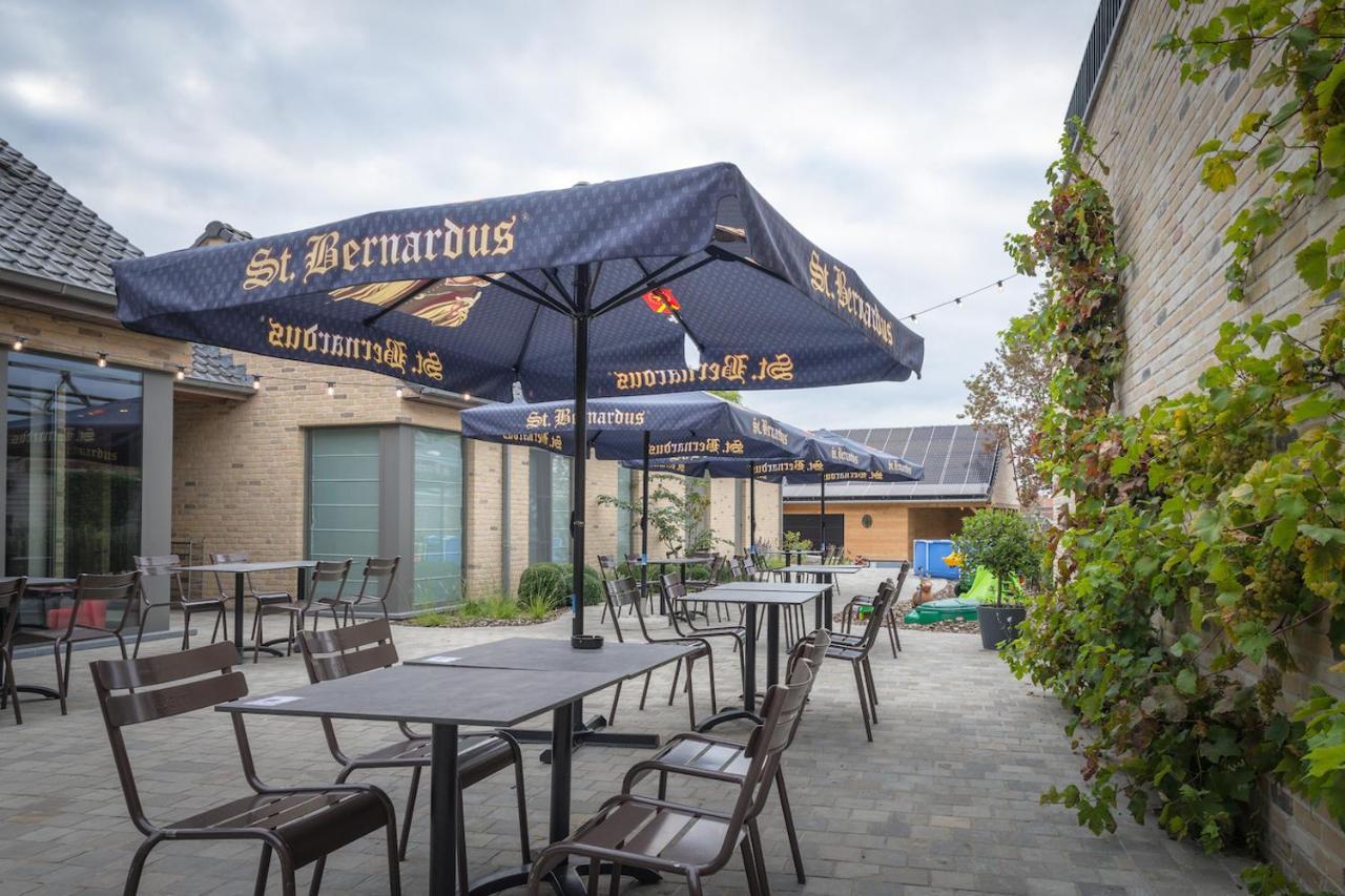 Oud Gemeentehuis Poelkapelle Exterior foto