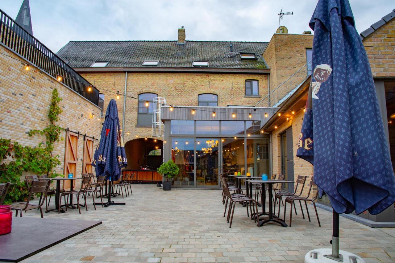 Oud Gemeentehuis Poelkapelle Exterior foto